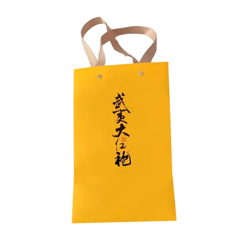 Nail Buckle Tote Paper Bag